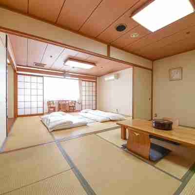 YAO Grand Hotel Rooms