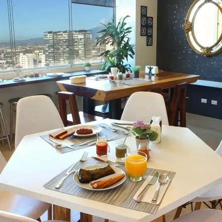Laviu B&B Luxe Suites