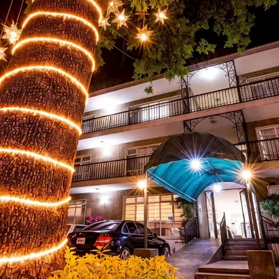 Del Marques Hotel and Suites Hotels near غلوريتا دو لا مينيرفا