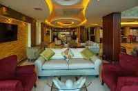 Rose Oasis Hotel - parking