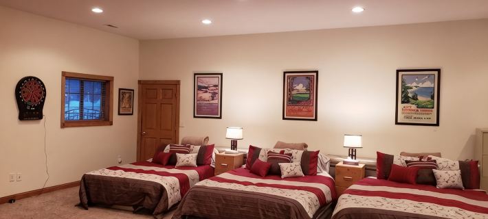 The "Pool Barn" w/Pool, Hot Tub,  Billiards & more near Indiana Dunes Hotels in Porter County