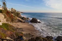 A Few Steps to the Beach! Ocean Views, Patio and 1 Car Garage Parking! - 4-Sterne