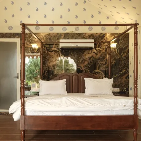 INNARA HOSPITALITY