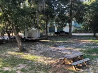 Cozy 3 bedroom 2 bath with views of the River - Boutique