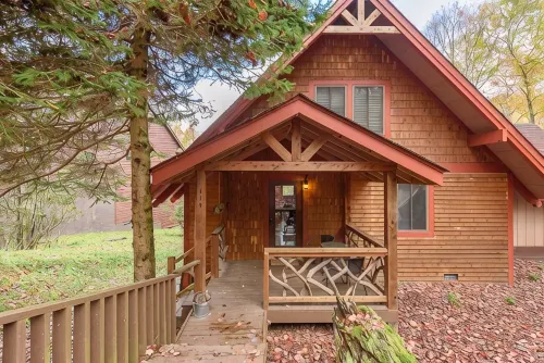 Relax at the Read Retreat-ready to host families all 4 seasons - Chalets