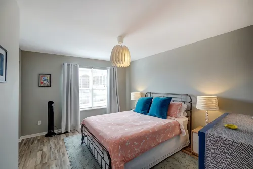 ChampionHill - Pick & Roll into Spooky Nook 2Bd Townhome with Off Street Parking - Wifi