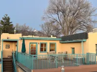 Rooftop Apartment, Downtown Taos,  3 bedroom/2bath.  Can't beat this location. - Wifi