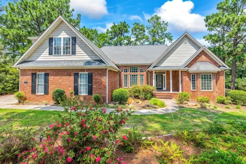 Book Golf with us! Luxury Emerson Cottage at Pinehurst No. 6 with Pool Table - 4-Star