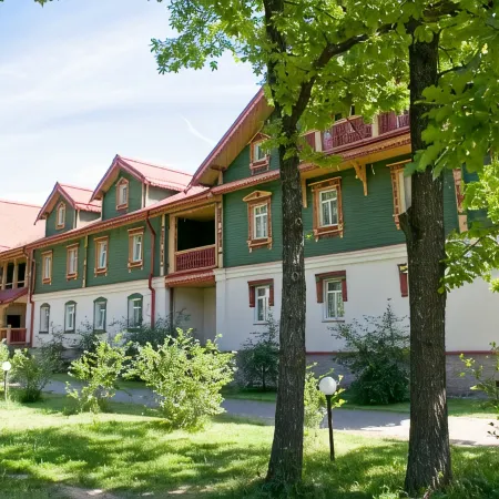 Russian Village Hotel