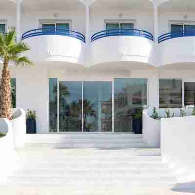 Coral Star Apartments Hotel Exterior