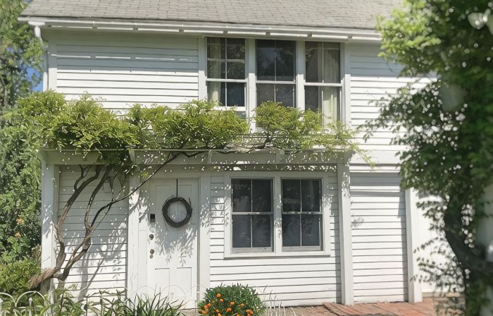 Sunny studio apartment close to downtown