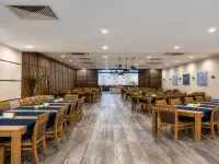 Vitosha Park Hotel - Free Indoor Pool & Parking - Aamiainen