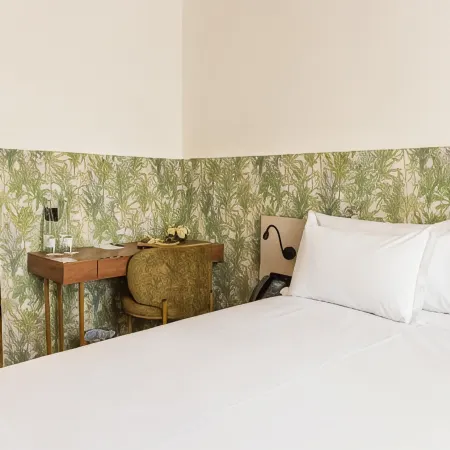 Diagonal Hotel