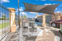 Georgian Motor Lodge - Pool