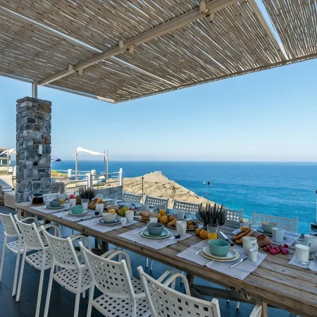 Villa Penelope – Seafront Bliss & Sunset Views