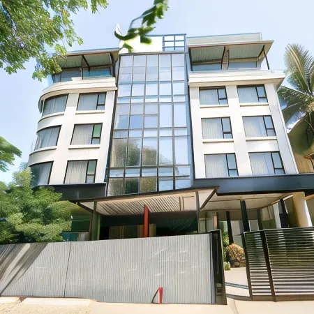 Hotel Mumbai House Ghansoli, Navi Mumbai