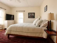 Lake Placid Home in the Heart of Adirondack Village - 3 stjerner
