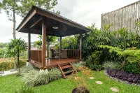 3BR Pool & Mountain View Modern Bamboo - Family Only -  Casas de vacaciones