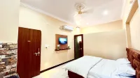 Raghav Ji Home-Stay - 2-Star