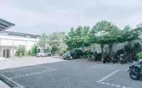 C3 Hotel Ungaran - parking