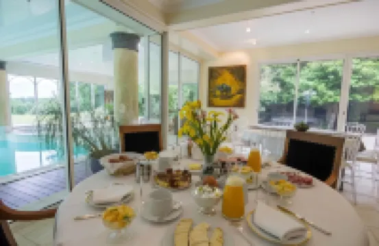 朗烏艾爾城堡酒店