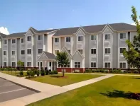 Microtel Inn & Suites by Wyndham Huntsville Các khách sạn ở Huntsville