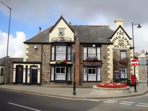 The Vyvyan Arms Hotel Hotel di Camborne