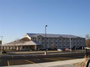 Ameristay Inn & Suites