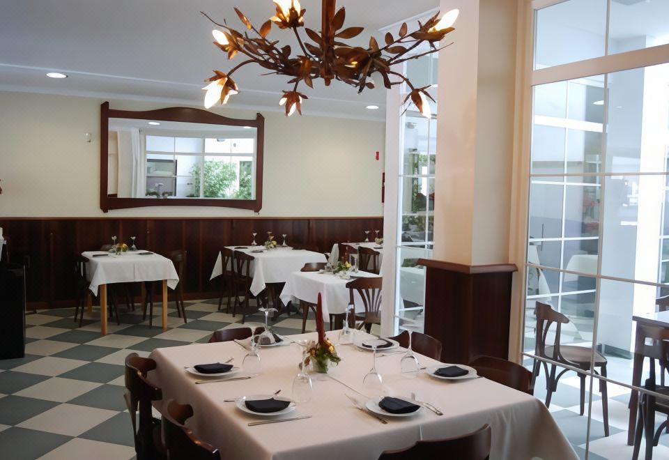 4. La Fonda..