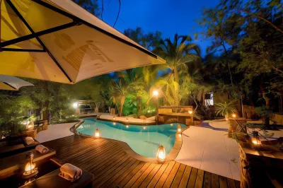 Ezulwini Game Lodges Hotels near Rosie's Pan