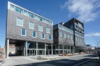The Langlands Hotel Hotels near Burt Munro Memorial Sculpture