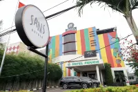 Super OYO Townhouse Oak Hotel Fiducia Serpong Hotels in North Serpong