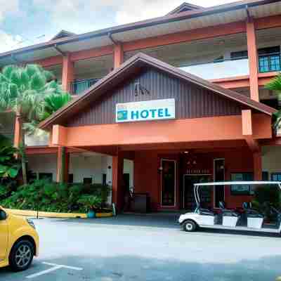 Bukit Merah Laketown Resort Hotel Exterior