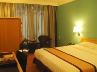 Tang Dynasty Bay Hotel Các khách sạn gần Polytechnic Kota Kinabalu