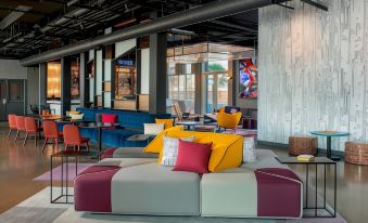 Aloft St. Louis Cortex