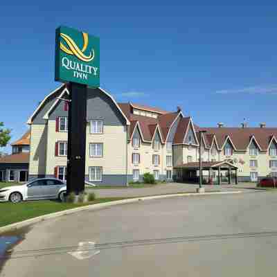 Quality Inn Riviere-Du-Loup Hotel Exterior