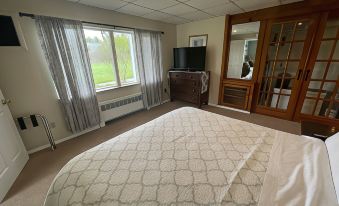 Skaneateles Inn on 20