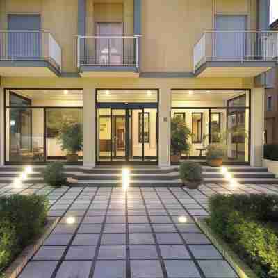 American Hotel Hotel Exterior