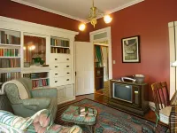 B. F. Hiestand House Bed & Breakfast Hotels in West Donegal Township