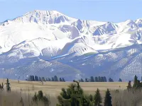 Eagle Fire Lodge & Cabins Hotels in Green Mountain Falls