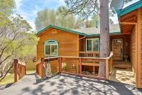 The Nut House - Lovely Home with Hot Tub Home