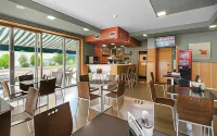 Apartamentos Trisquel Hotel di Meano