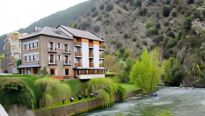 Hostal Noguera Hotels in Os de Civis