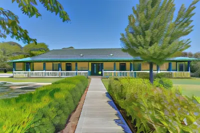 The Whispering Pines Inn Bed & Breakfast