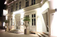 König`s Hotel am Schlosspark Hotel dekat No.stalji - Hookah Lounge