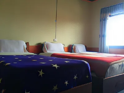 Oudomphone Guesthouse 2 Hotels near Wat Chomkao Manilat