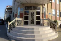 Shakhristan Hotel