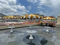 Sundeck Suites