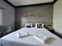 Paramount Palace Hotel Dannok