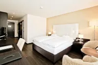Hotel Winzerstube Hotel dekat Stephansmünster Breisach